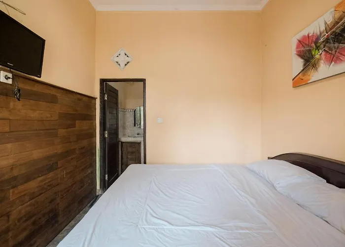 Hotel Pelangi Redpartner 2*
